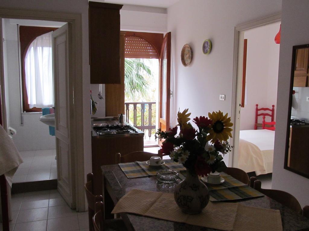Luci Del Golfo Apartment อาลเกโร ห้อง รูปภาพ